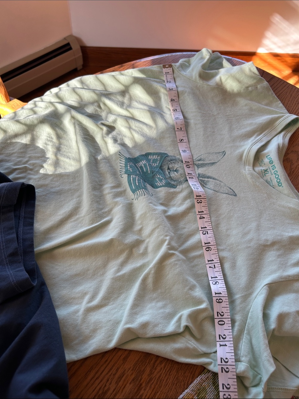 2 pk Life Is Good Navy Short-Sleeve V Neck Tees Size XL - Picture 8 of 8